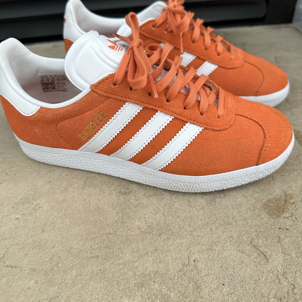 Adidas Gazelle shoes